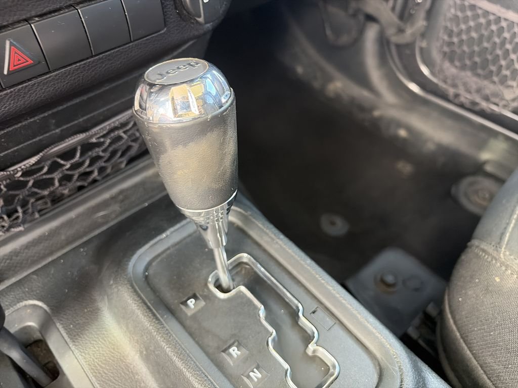 Used 2018 Gray Jeep Unlimited Sport image 24