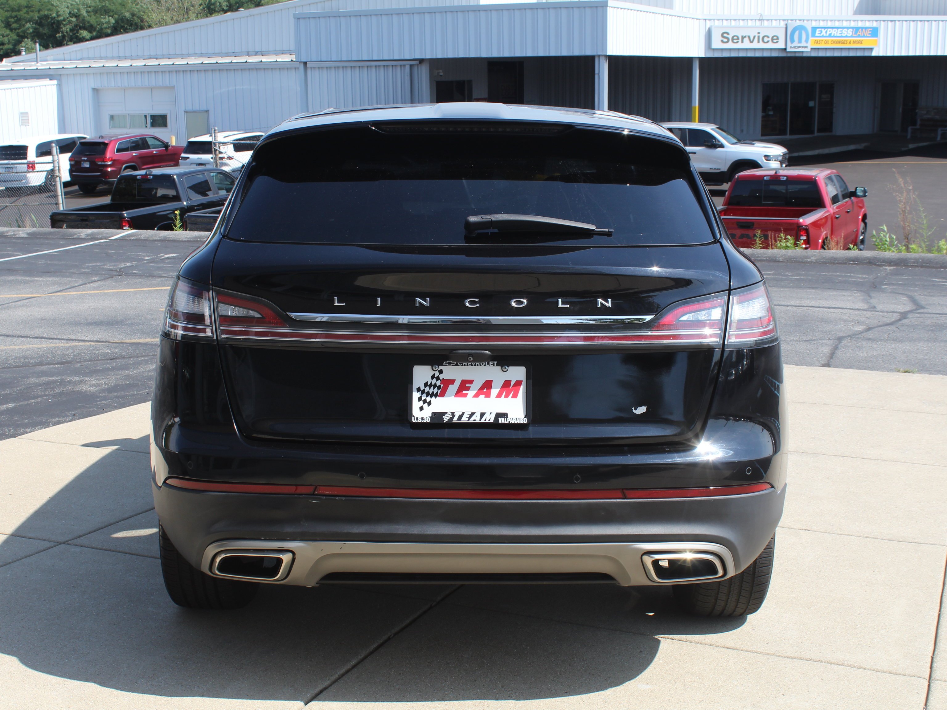 Used 2022 Black Lincoln Reserve image 7