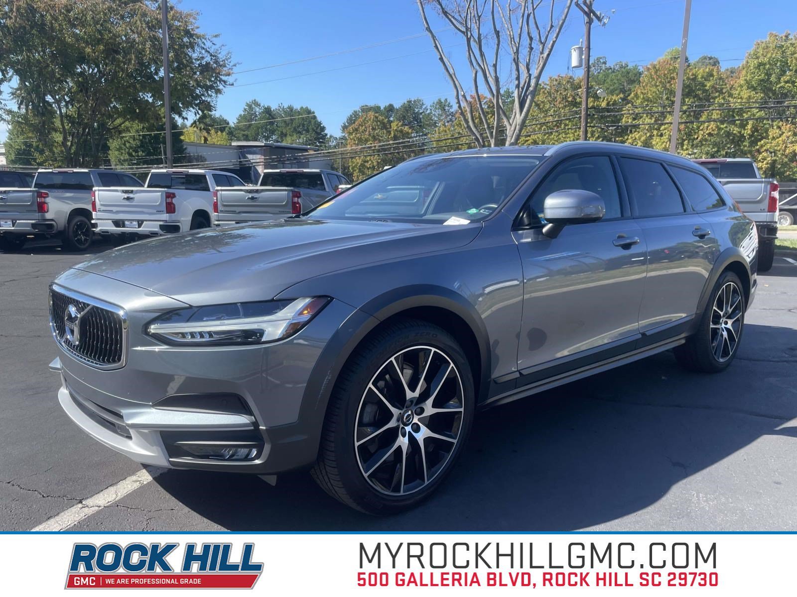 2020 Volvo V90 Cross Country Base