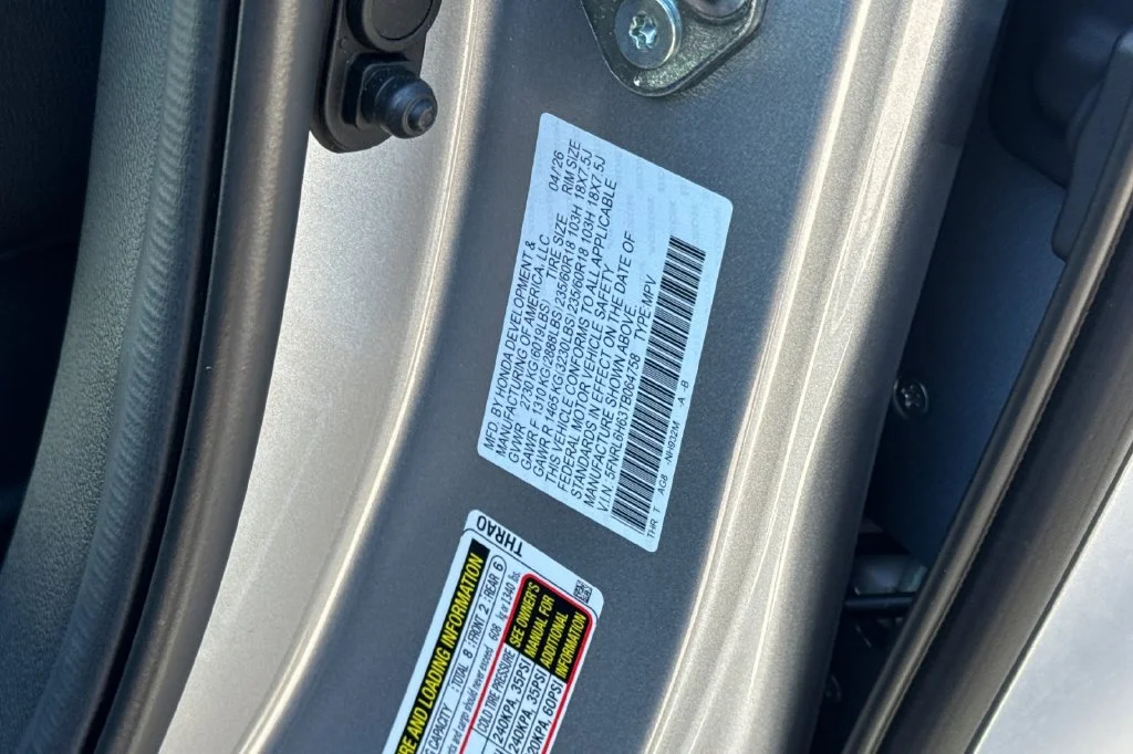Certified Used 2026 Solar Silver Metallic Honda EX-L image 36