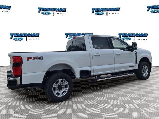 New 2026 Oxford White Ford F-250® XLT image 5