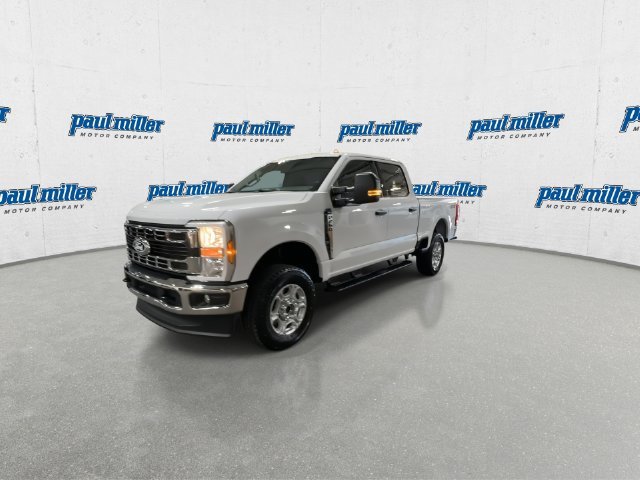 New 2027 White Ford XLT image 5