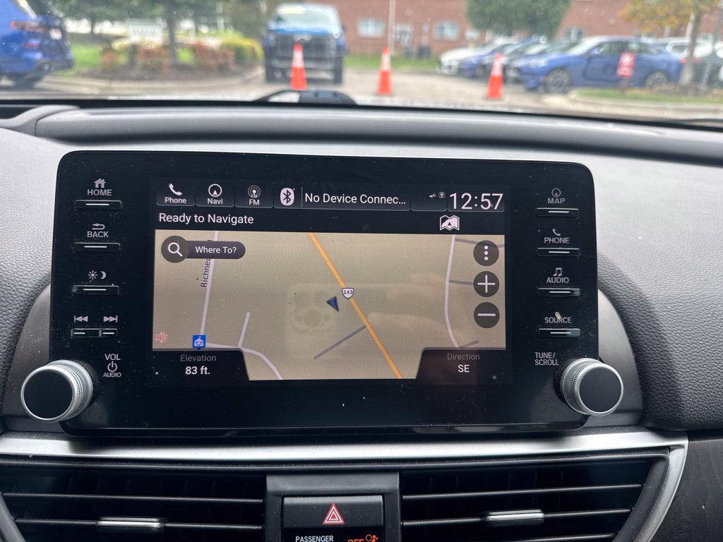 Used 2018 White Honda Touring 2.0T image 8