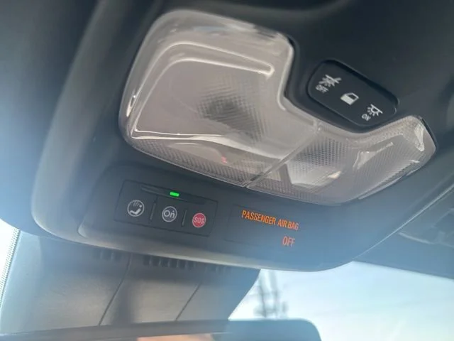 New 2026 Summit White Chevrolet Z71 image 36