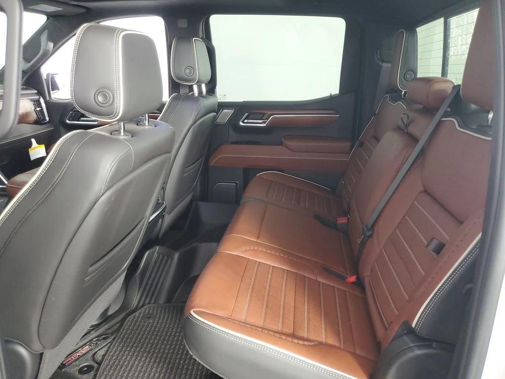 Used 2025 White GMC Denali Ultimate image 13