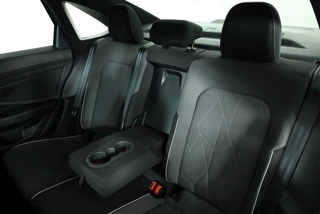 2026 Volkswagen Jetta Sport - Photo 13