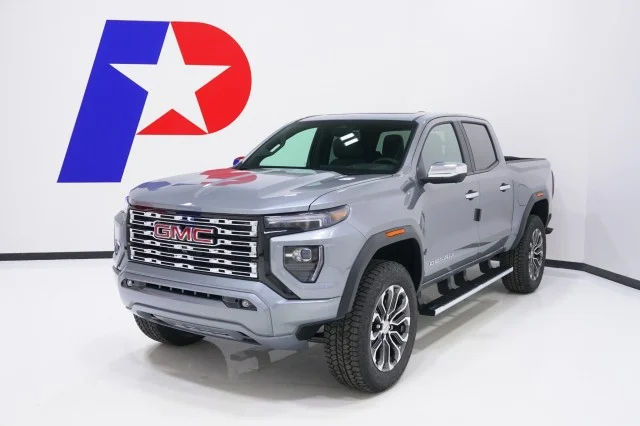 2026 GMC Canyon 4WD Denali Crew Cab Short Box's photo