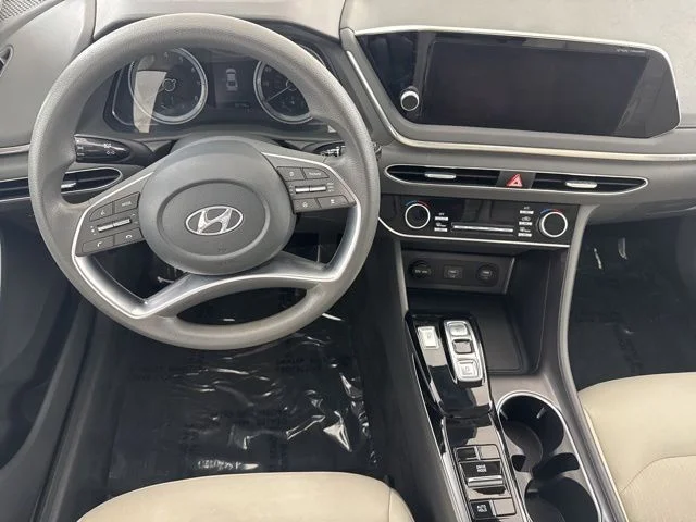 Used 2023 White Hyundai SEL image 28