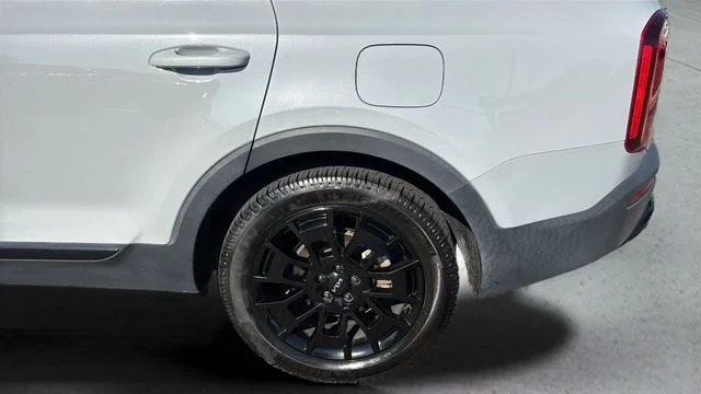 Used 2022 Gray Kia SX image 40
