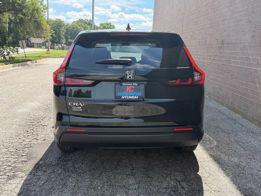 Used 2025 Black Honda EX image 4
