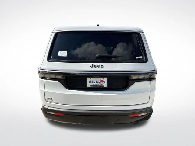 New 2026 White Jeep  image 7