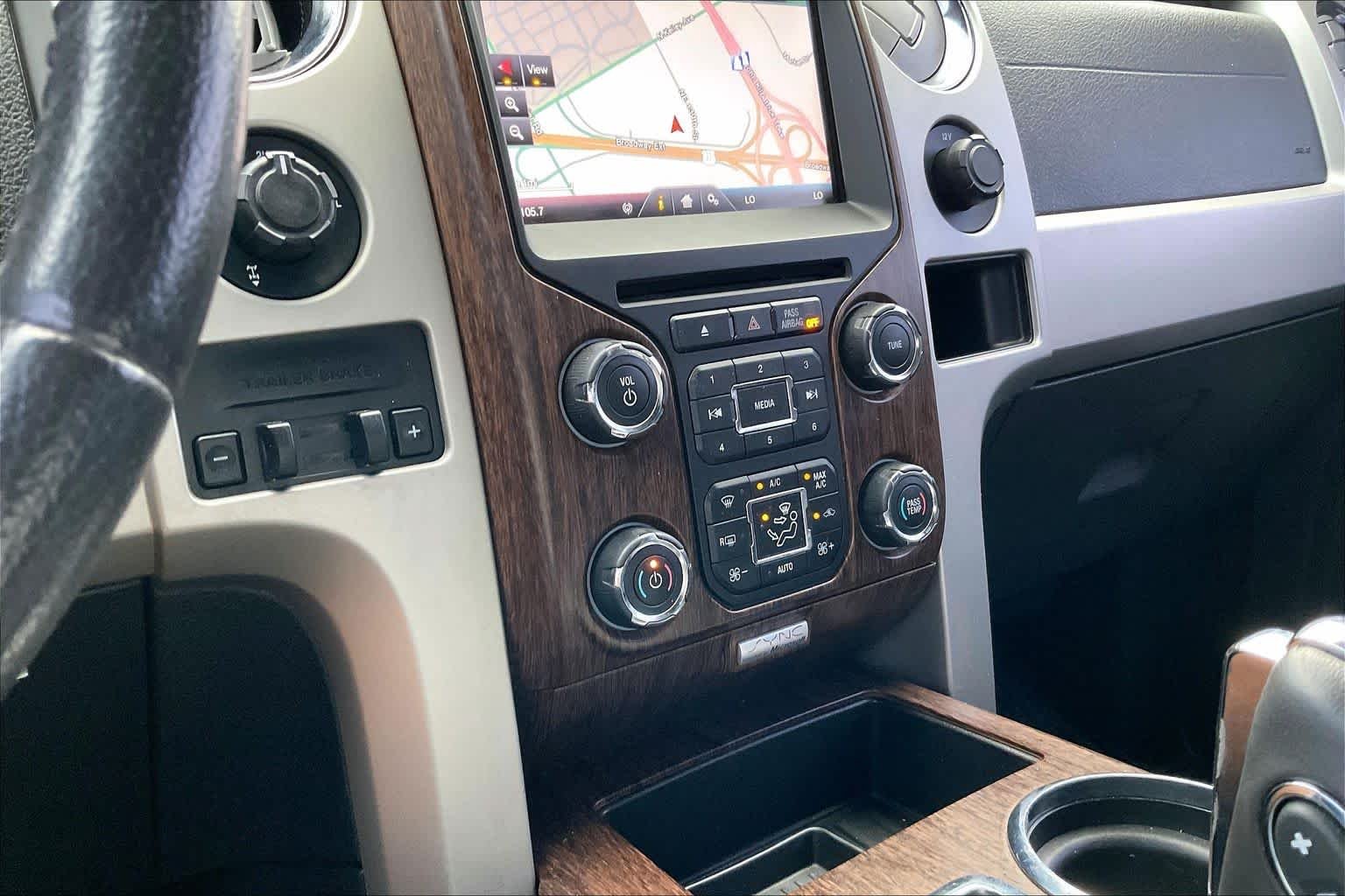 Used 2014 Tuxedo Black Metallic Ford Lariat image 34