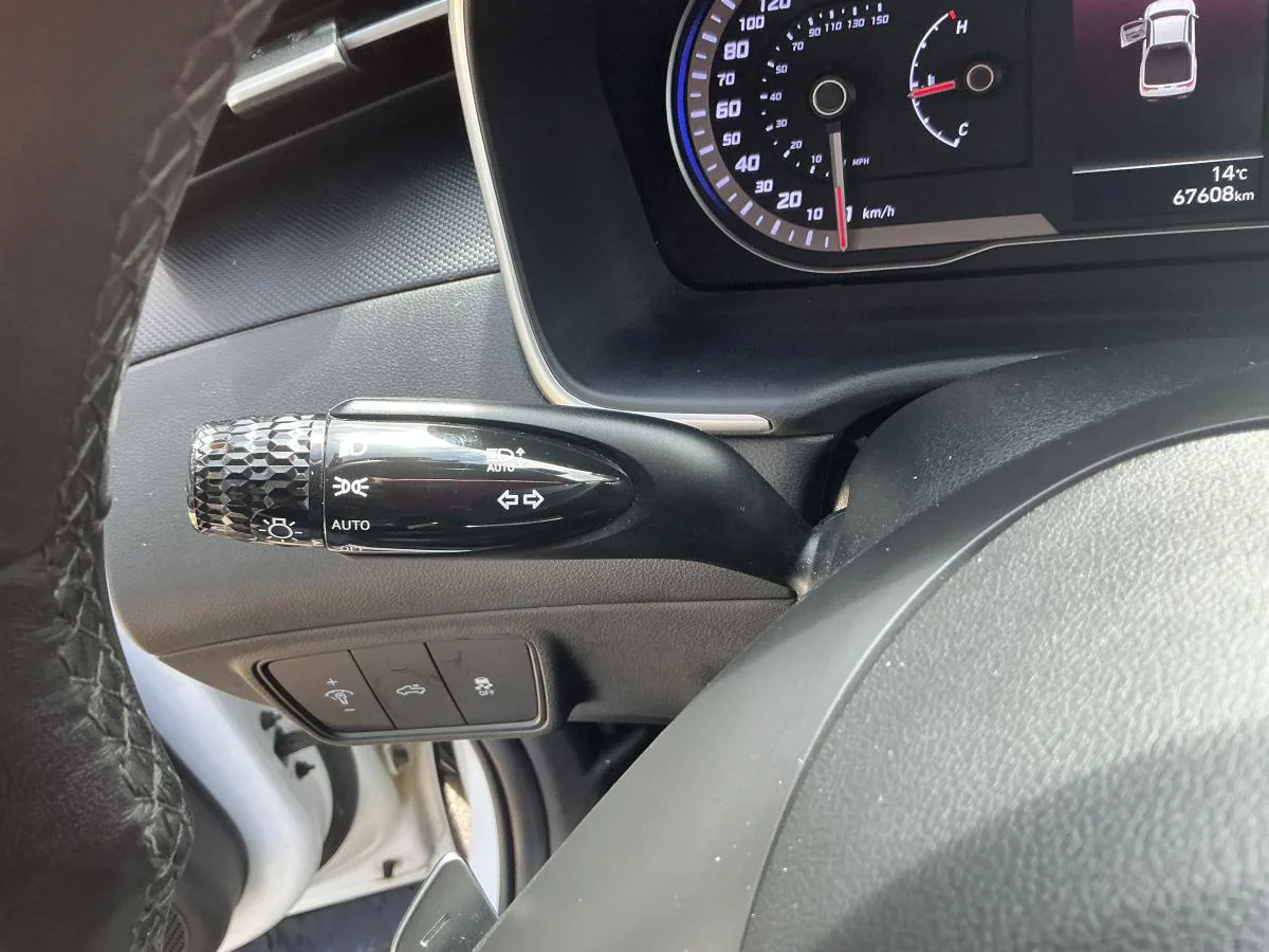 Used 2024 White Hyundai Preferred image 19