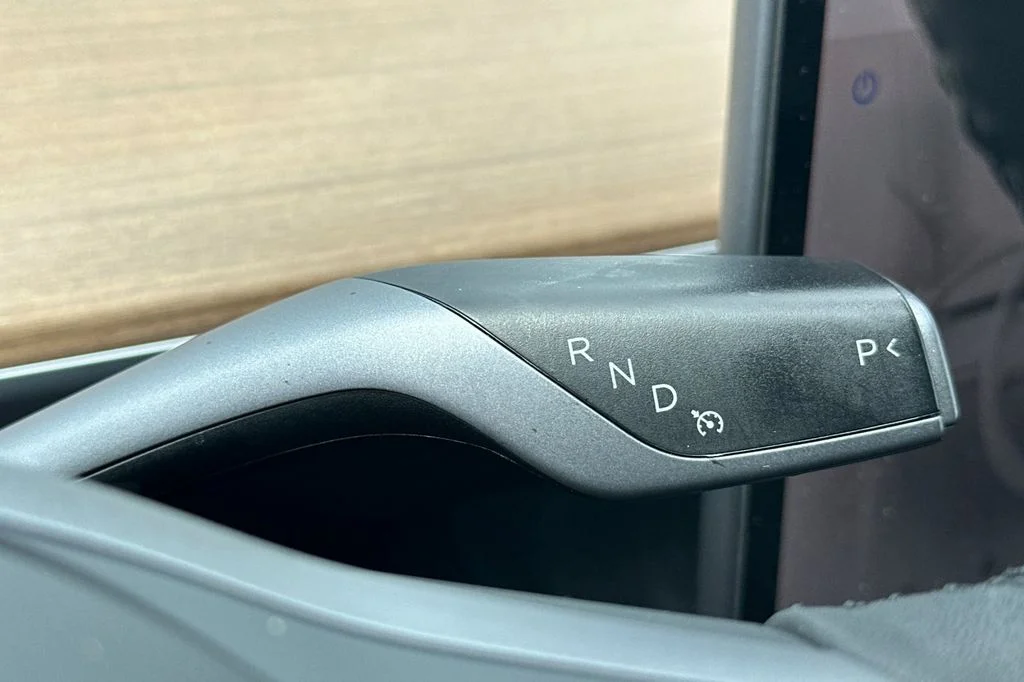 2023 Tesla Model Y Long Range - Photo 25