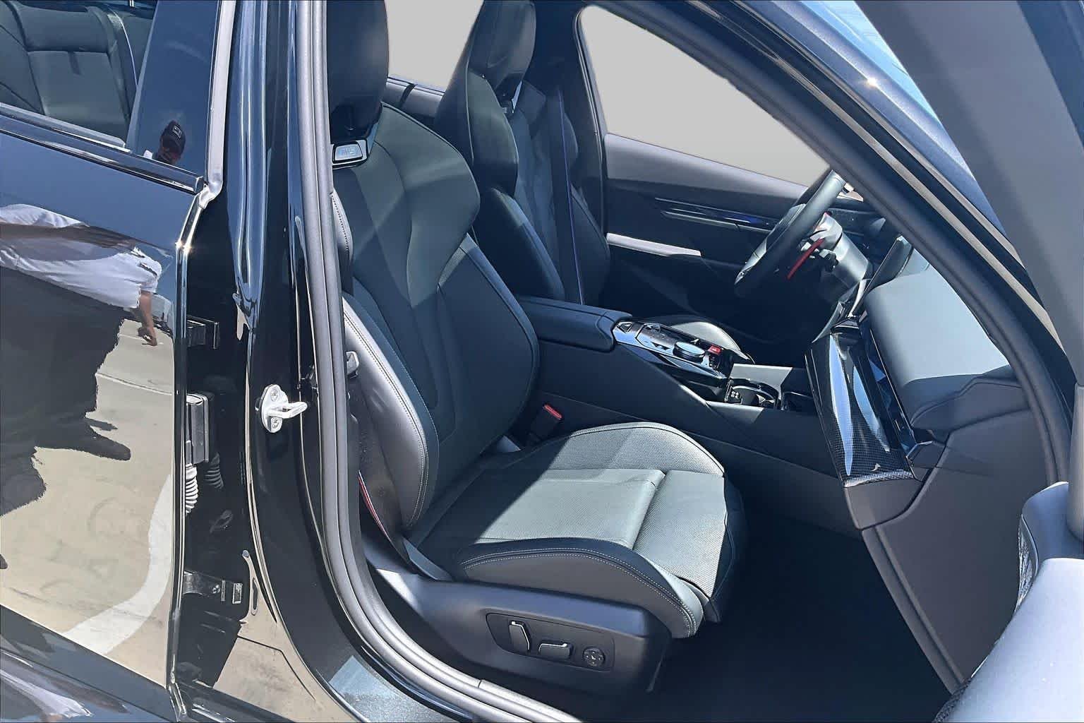 Pre-Owned 2025 BMW M5