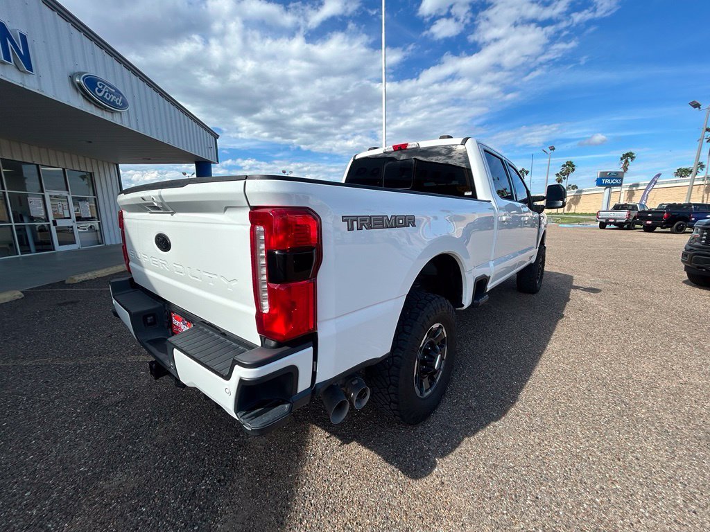 Used 2023 White Ford Lariat image 6