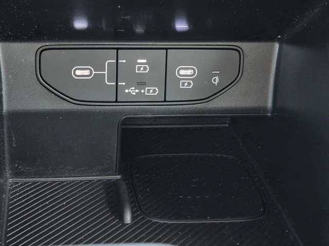 Used 2026 Glacial White Pearl Kia EX image 32