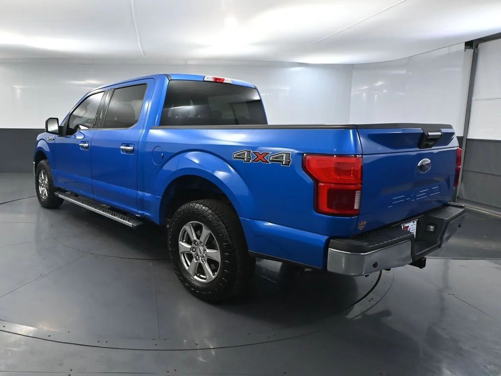 Used 2020 Blue Ford XLT image 9