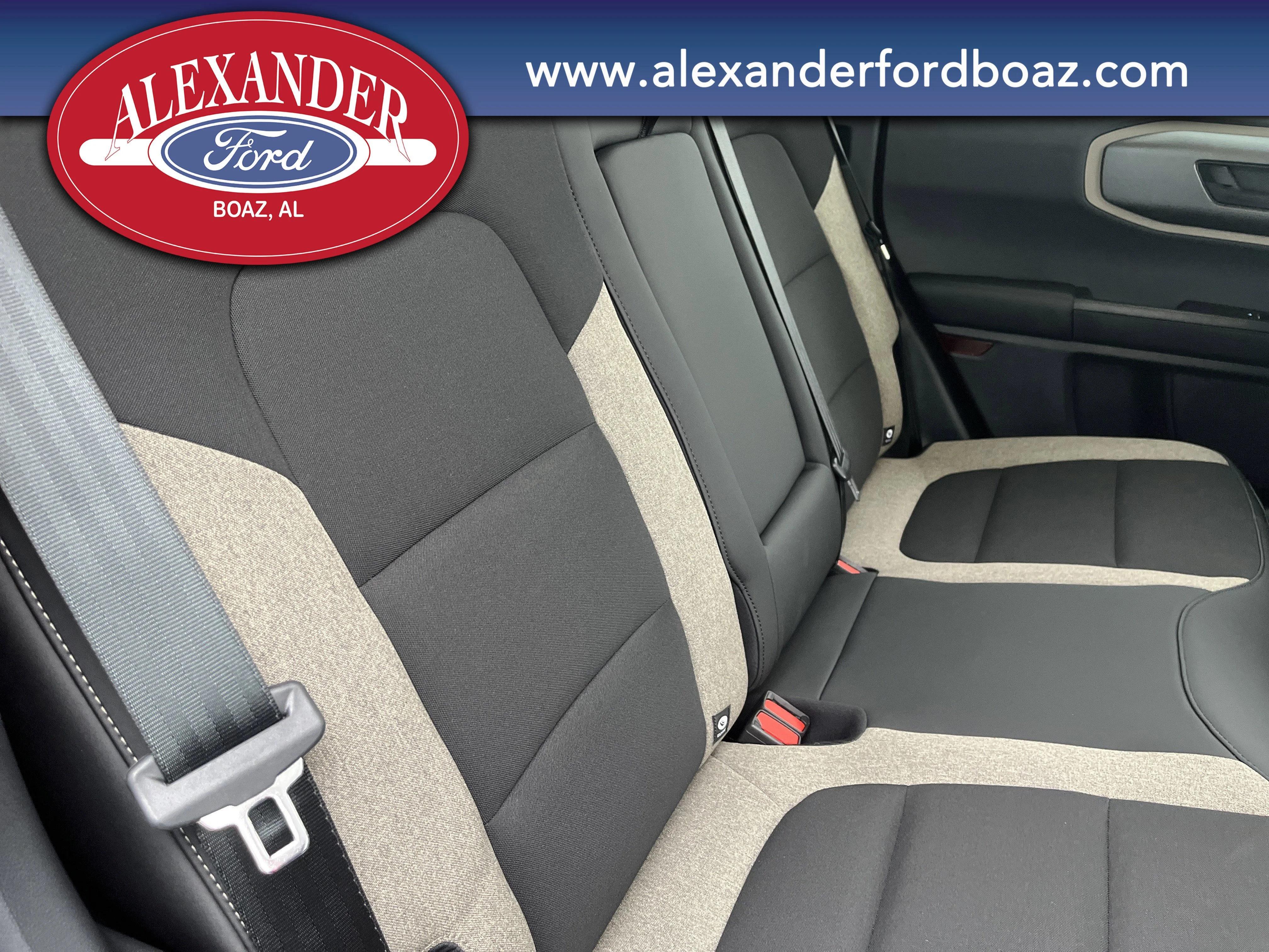 New 2025 Ruby Red Metallic Tinted Clearcoat Ford Big Bend® image 18