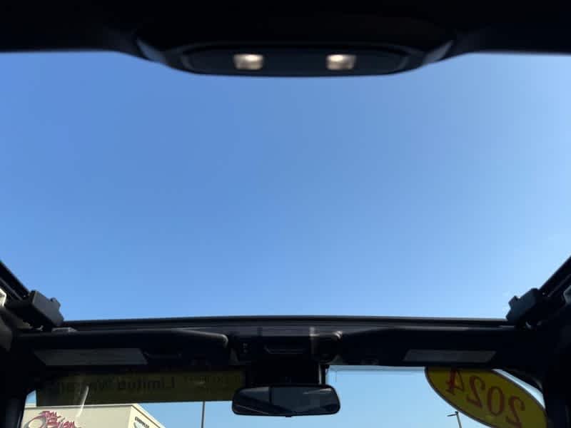 Used 2024 Anvil Clear Coat Jeep Sport S image 11