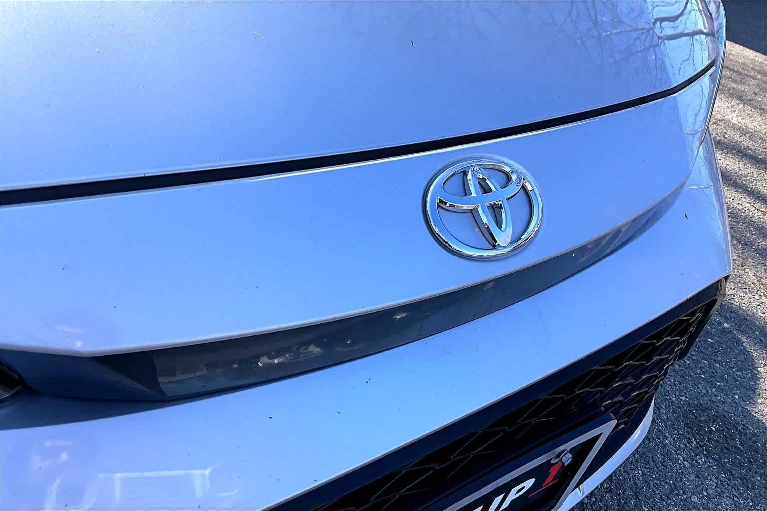 Used 2025 Classic Silver Metallic Toyota SE image 28