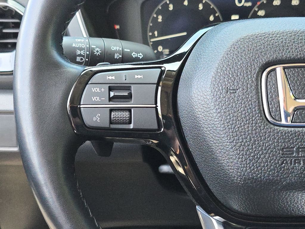 Used 2023  Honda Elite image 24