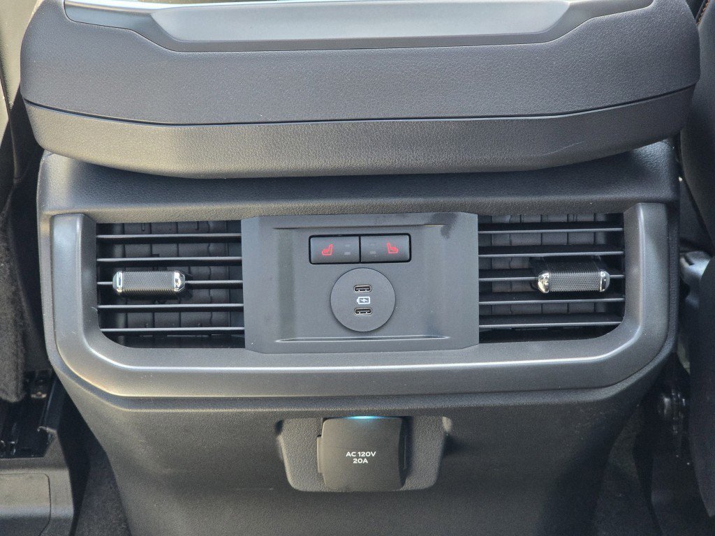 New 2026 Iconic Silver Metallic Ford Tremor image 34