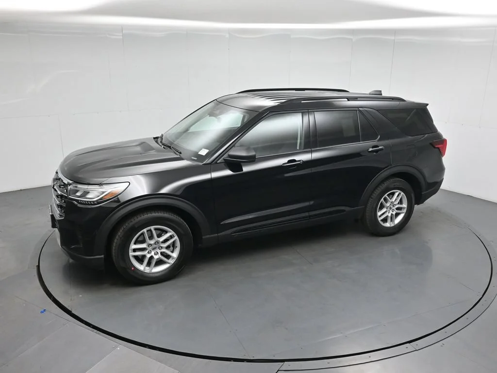 New 2026 Agate Black Metallic Ford Active image 42