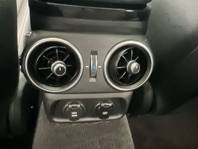 2023 Kia Stinger GT-Line - Photo 19