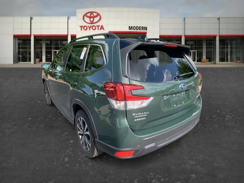 Used 2024 Cascade Green Silica Subaru Limited image 6