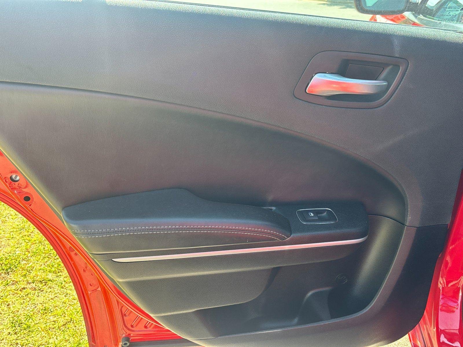 Used 2020 Torred Clearcoat Dodge SXT image 31