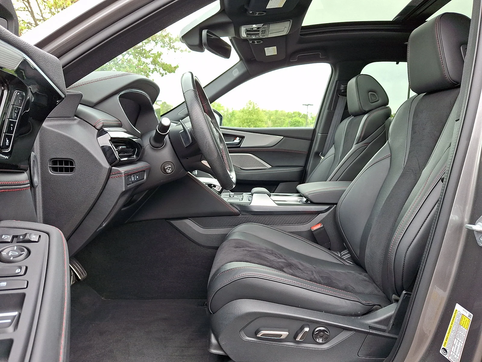 Used 2024 Liquid Carbon Metallic   Gr Acura w/A-Spec Package image 14