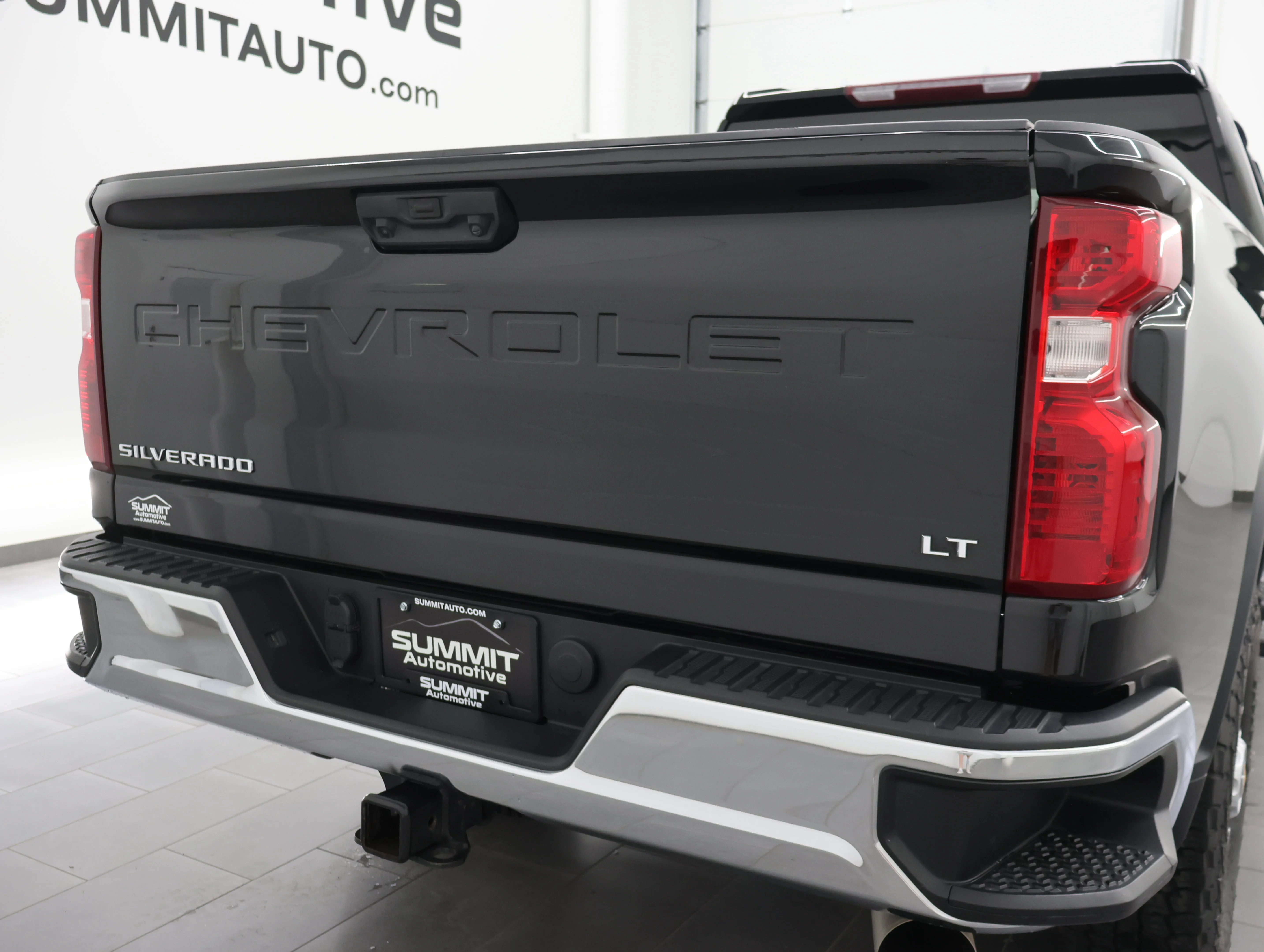 Used 2023 Black Chevrolet LT image 27