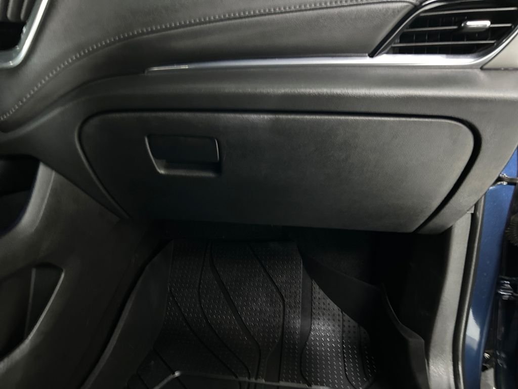Used 2022 Blue Chevrolet LT image 24