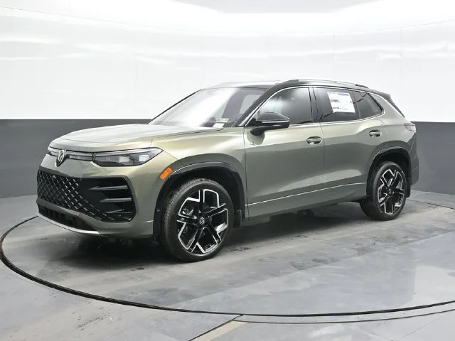 2026 Volkswagen Tiguan SEL R-LINE TURBO