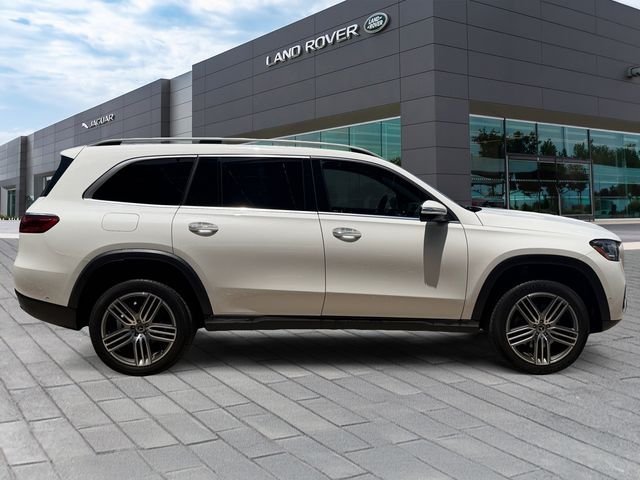 Used 2025  Mercedes-Benz GLS 450 image 6