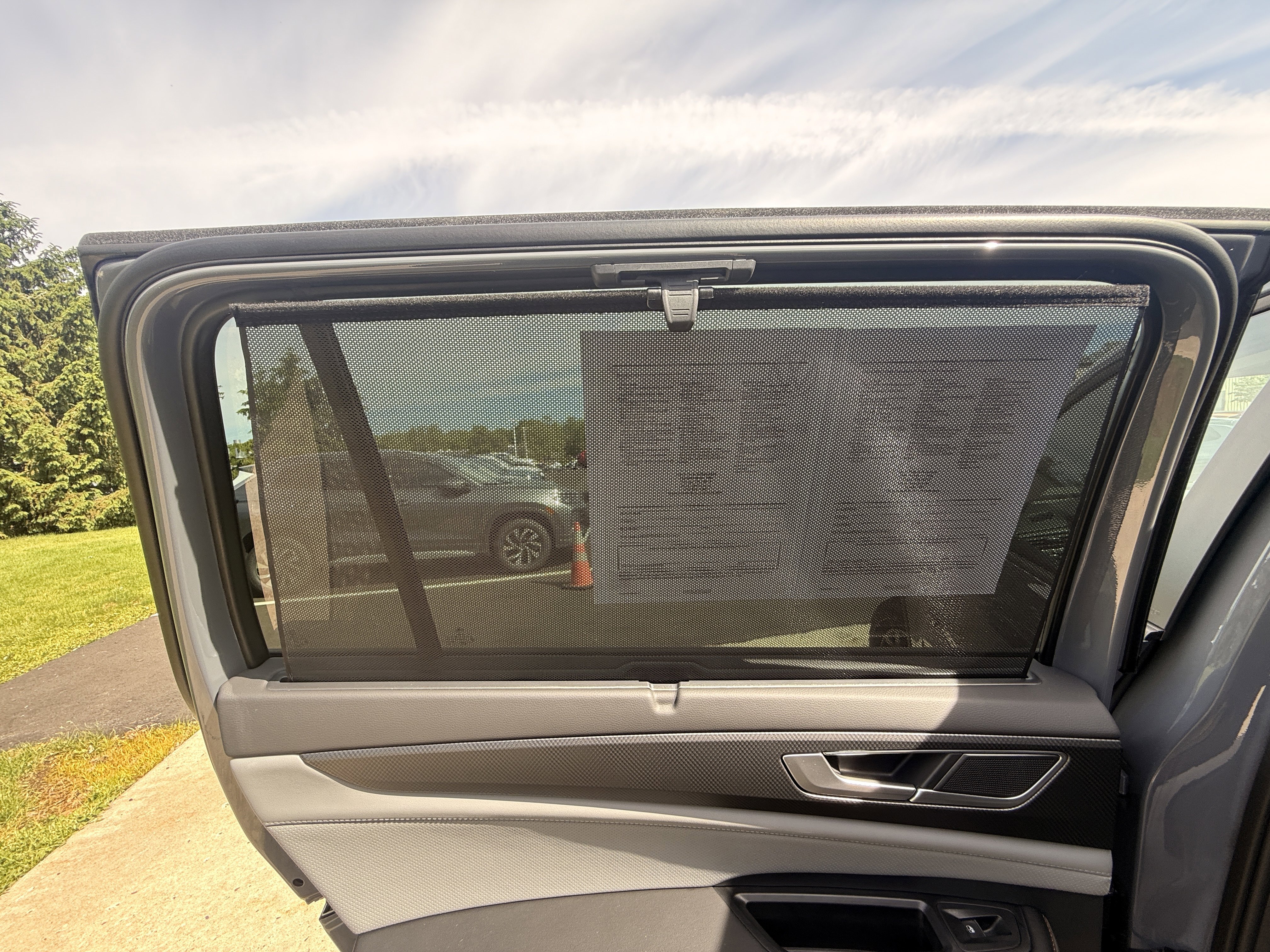 Certified Used 2025  Volkswagen 2.0T Peak Edition image 9