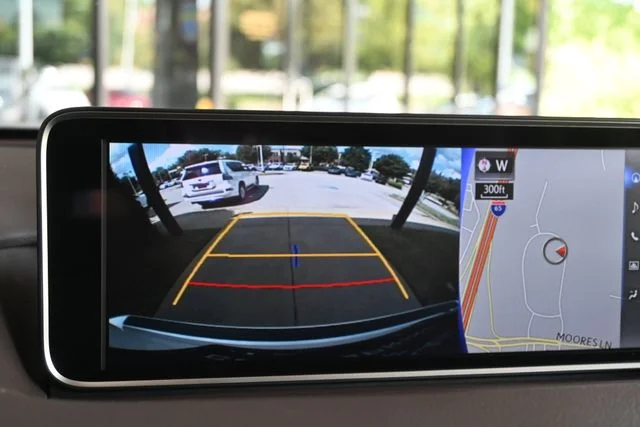 Used 2019 White Lexus 350 image 34