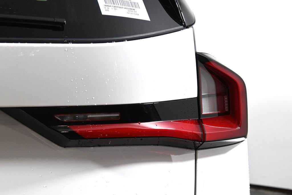 Used 2026 Alpine White BMW xDrive28i image 13
