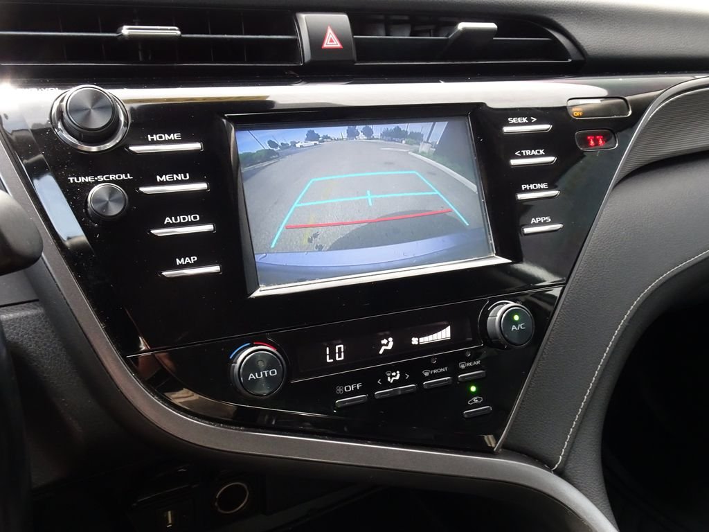 Used 2019 Silver Toyota SE image 17