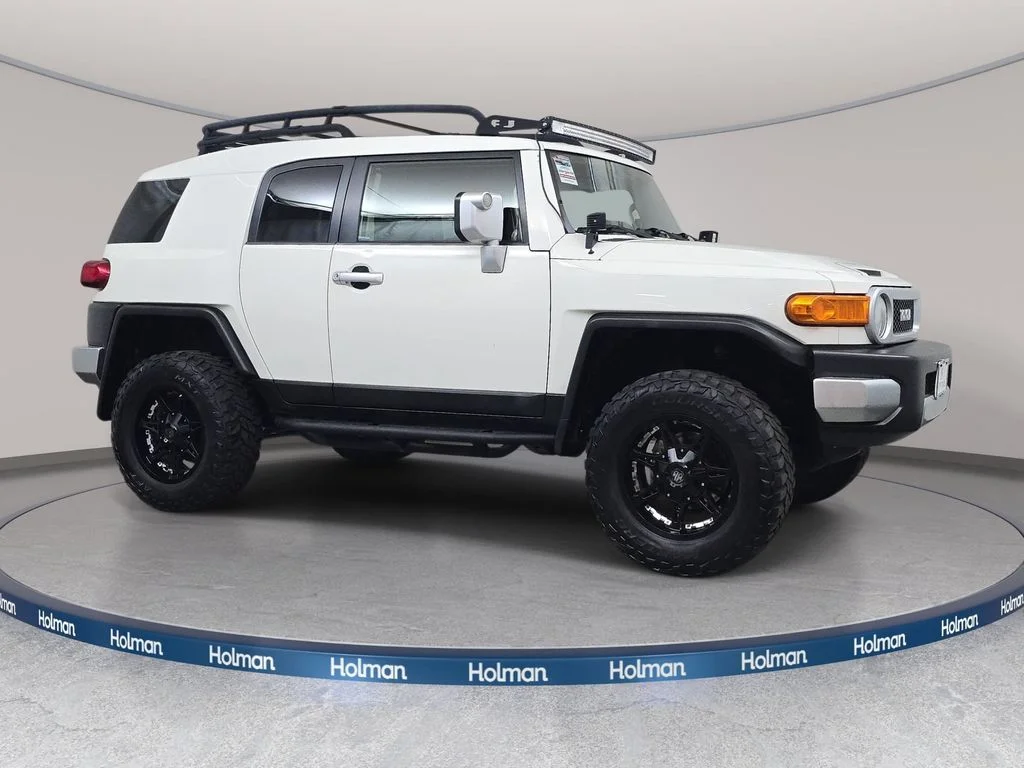 Used 2012 Iceberg Toyota Base image 4