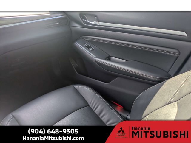 Used 2019 Black Nissan 2.5 Platinum image 16