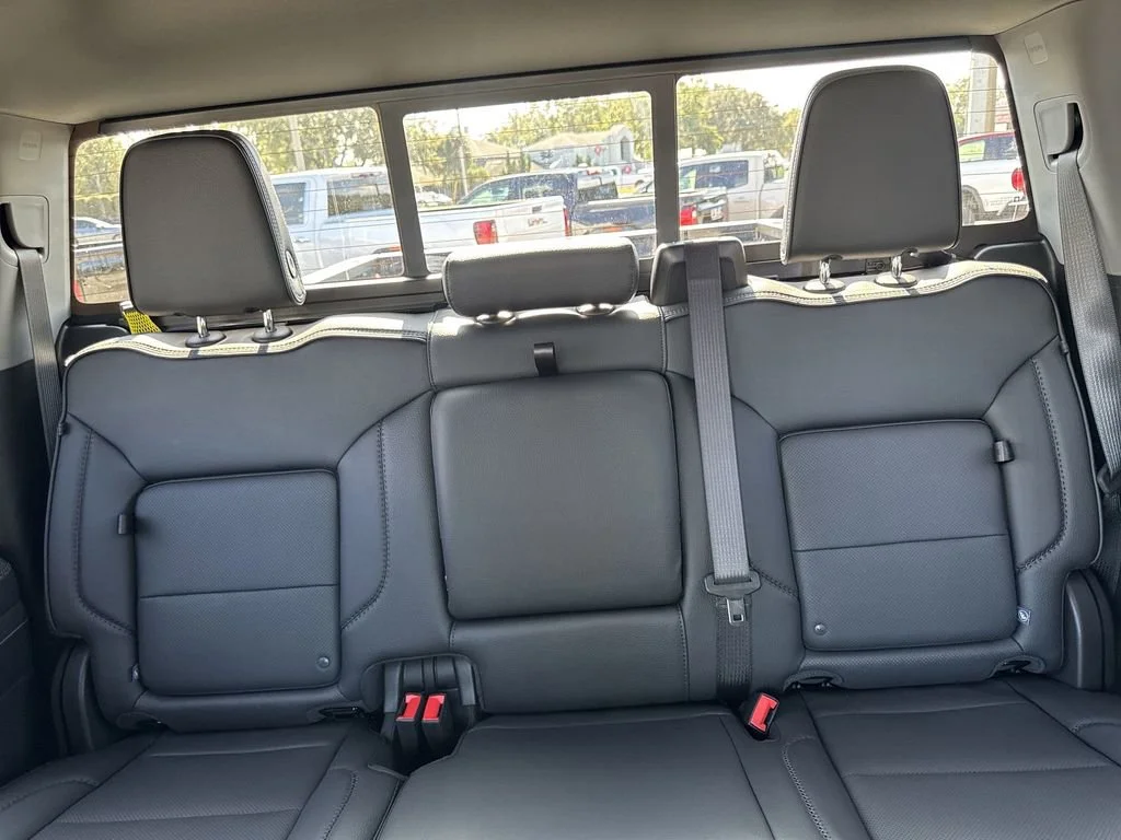 2026 GMC Sierra 2500HD Denali - Photo 17