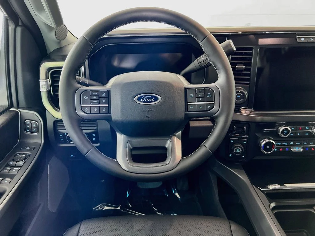 New 2026 Oxford White Ford Lariat image 27