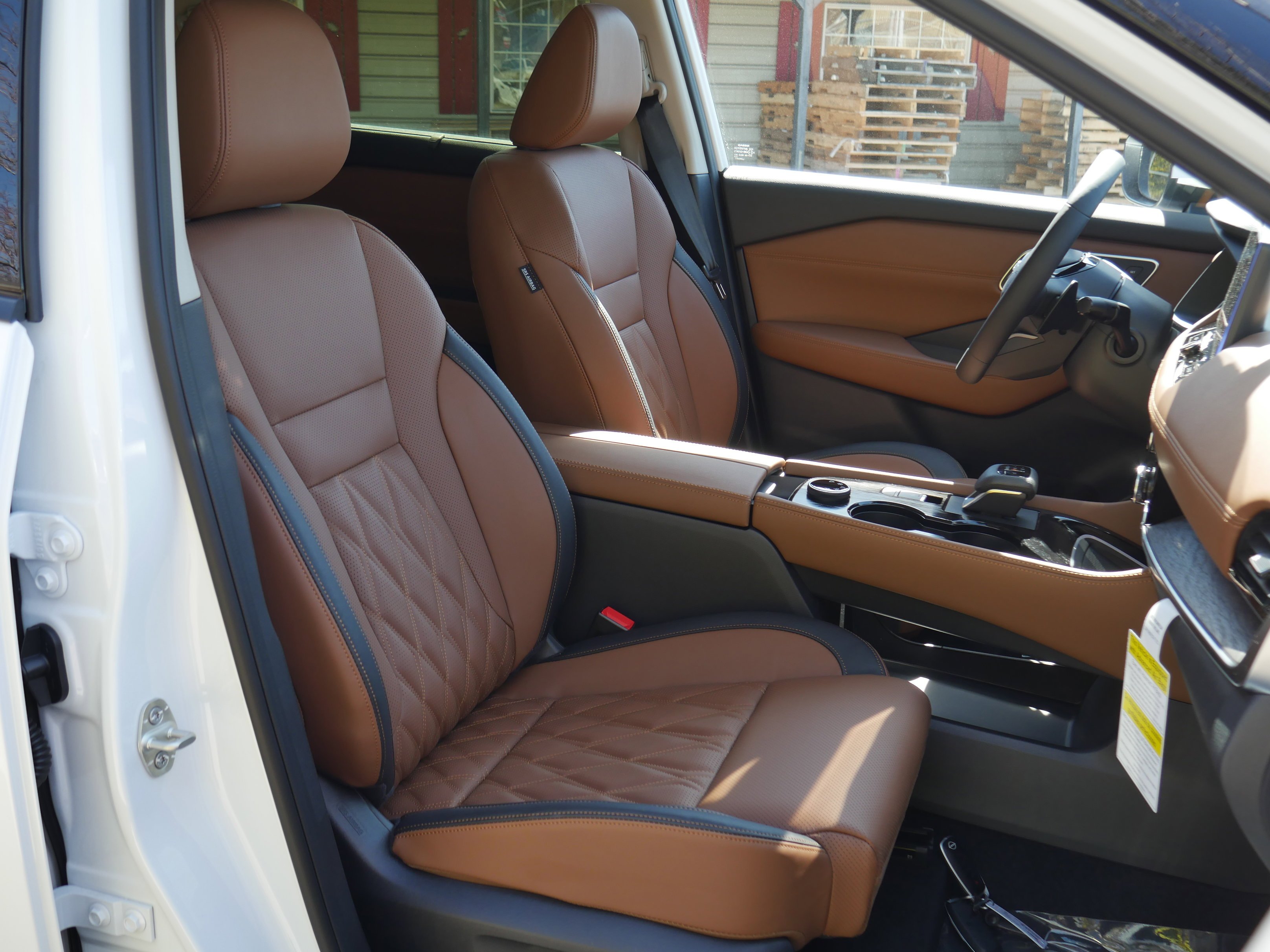 New 2026 Everest White Pearl TriCoat Nissan Platinum image 27