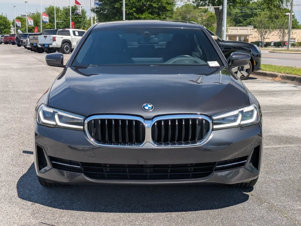 Used 2023 Gray BMW 530i image 8