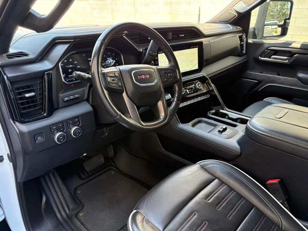 2024 GMC Sierra 2500HD AT4X - Photo 9