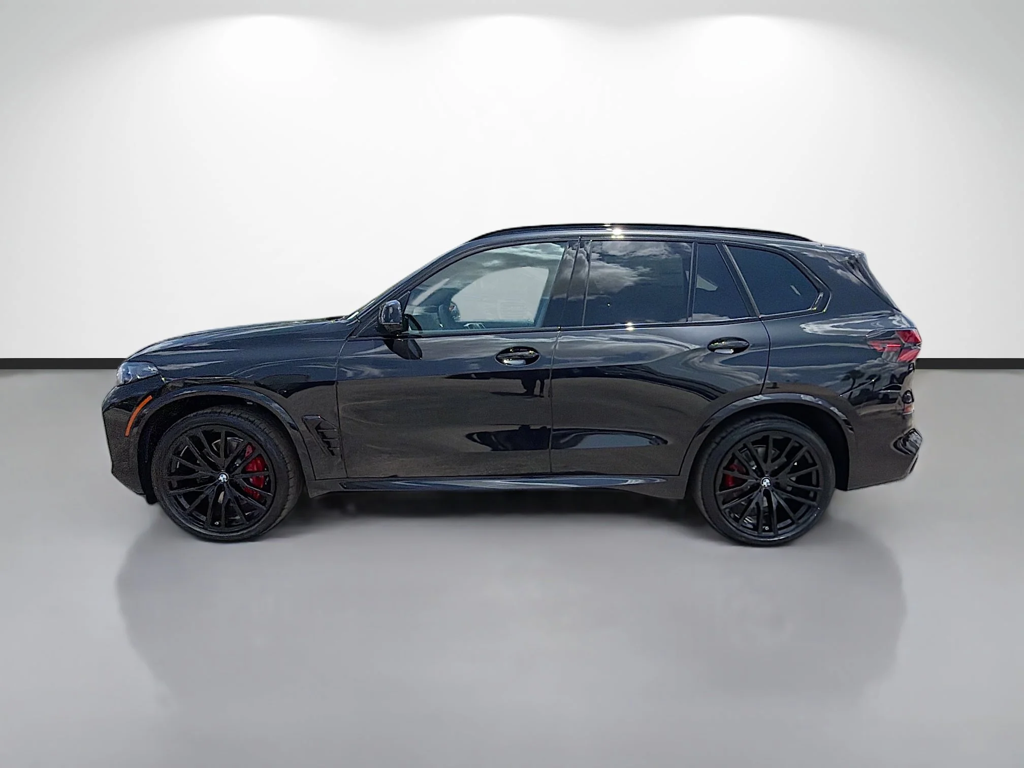 New 2026 Black Sapphire Metallic BMW xDrive40i image 6
