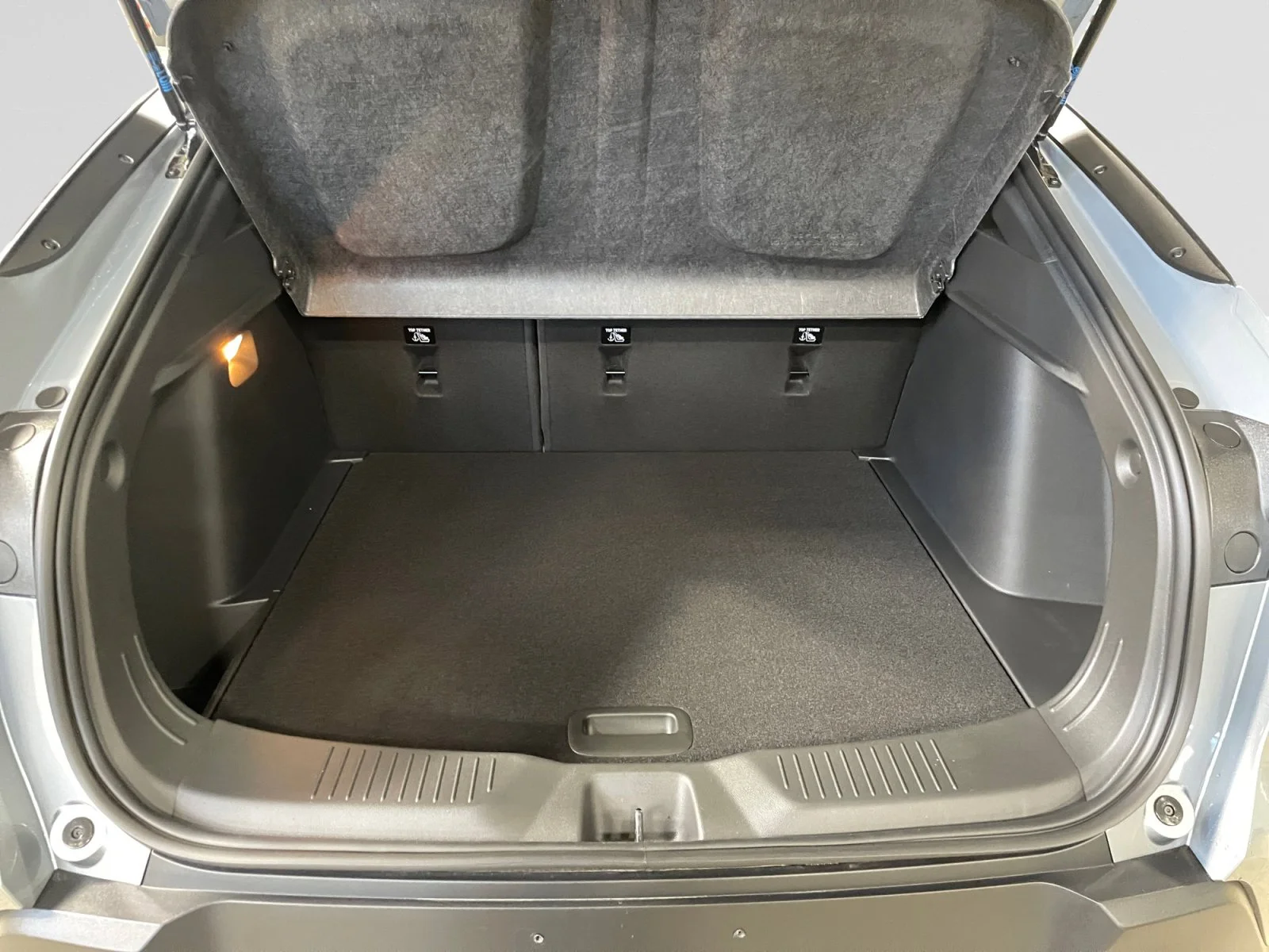 New 2026 Moonstone Grey Metallic Buick Preferred image 10
