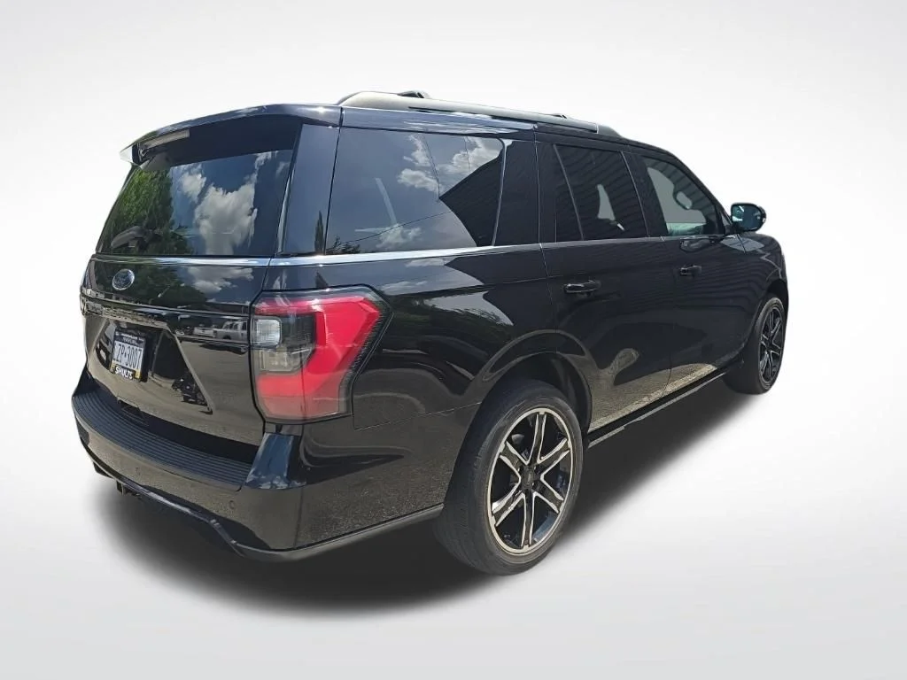 Used 2019 Black Ford Limited image 3